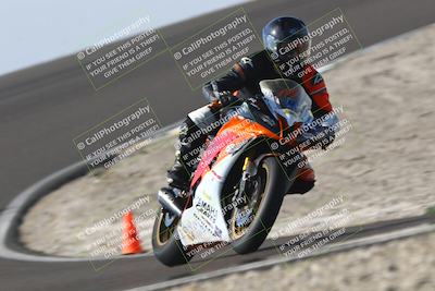 media/Nov-01-2025-TrackDaz (Sat) [[2b4d5192bc]]/B Group/1220pm (Turn 2 Outside)/